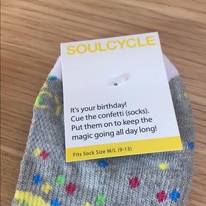 🚴🏼‍♀️NWT 🚴🏼‍♀️ Soul cycle funfetti socks M/L